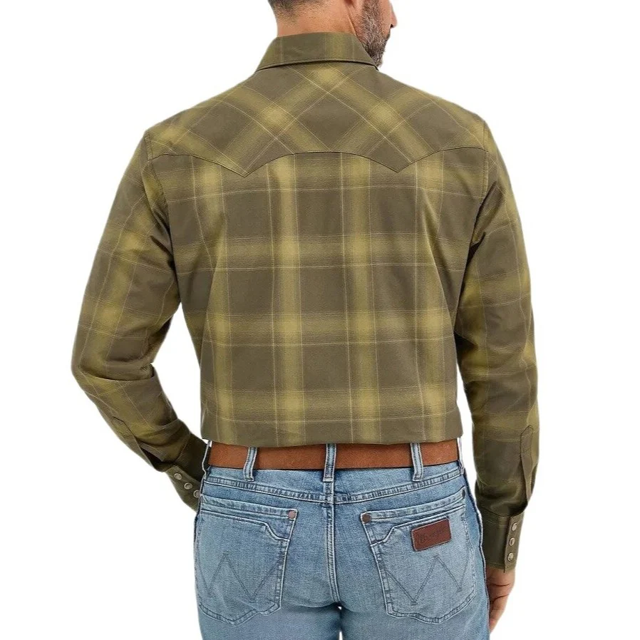 Wrangler Olive Plaid Men's Western Snap 112369543 - Image 2