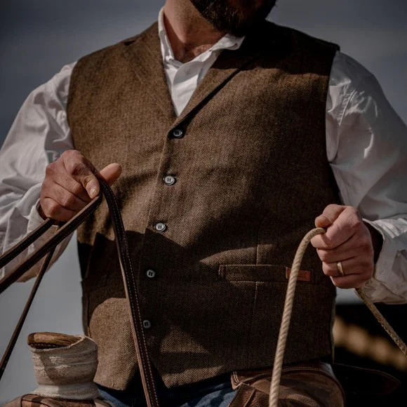 Outback Jessie Brown Men's Vest 29785 - Image 3