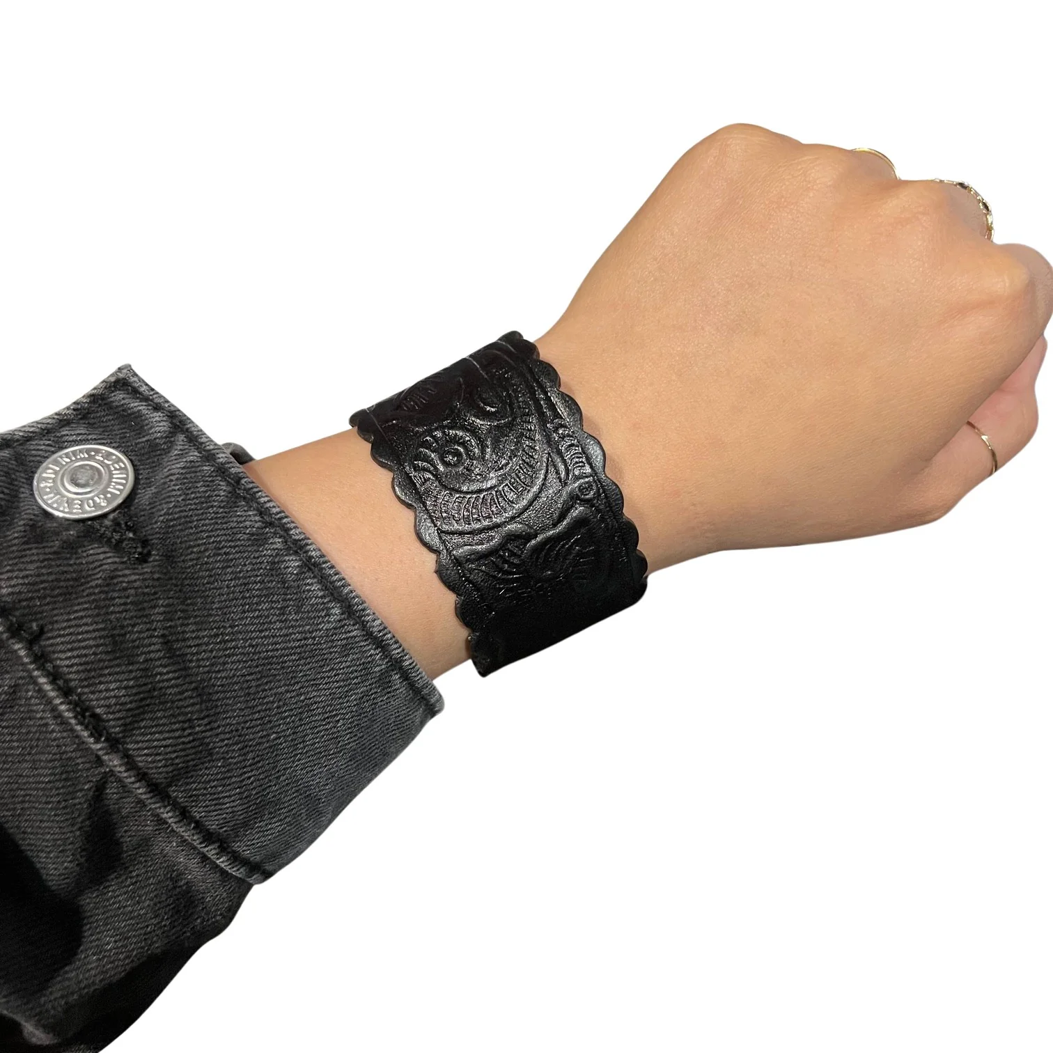 Austin Accent Leather Carved Bracelet LB4 - Image 3